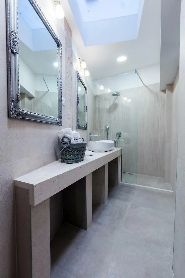 Apartments & Rooms Dujam 斯普利特