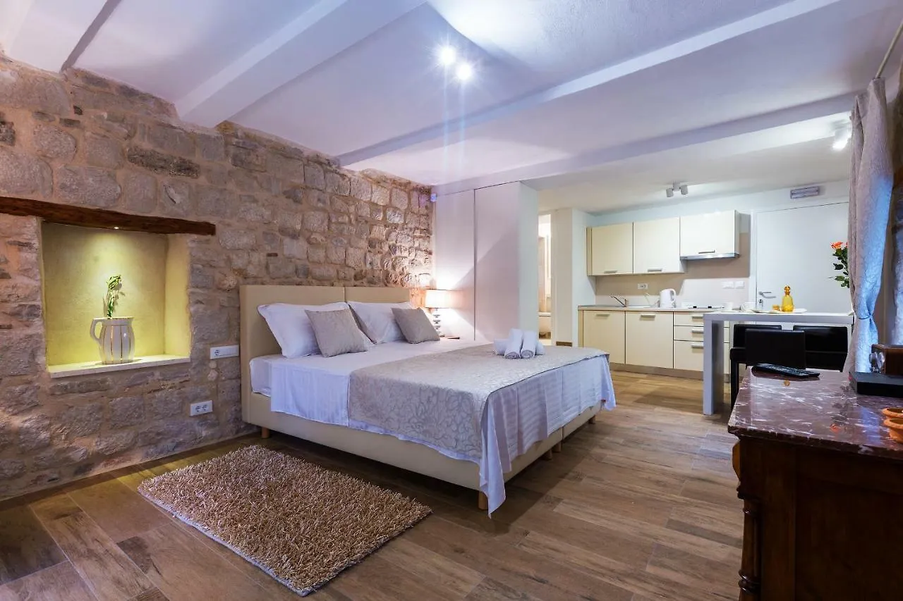 Apartments & Rooms Dujam Split